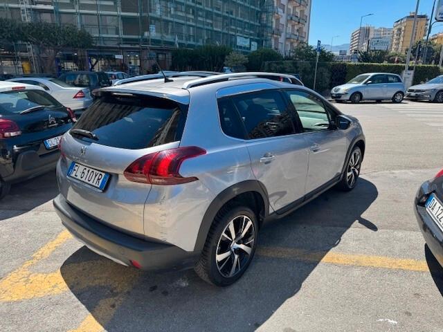 Peugeot 2008 BlueHDi
