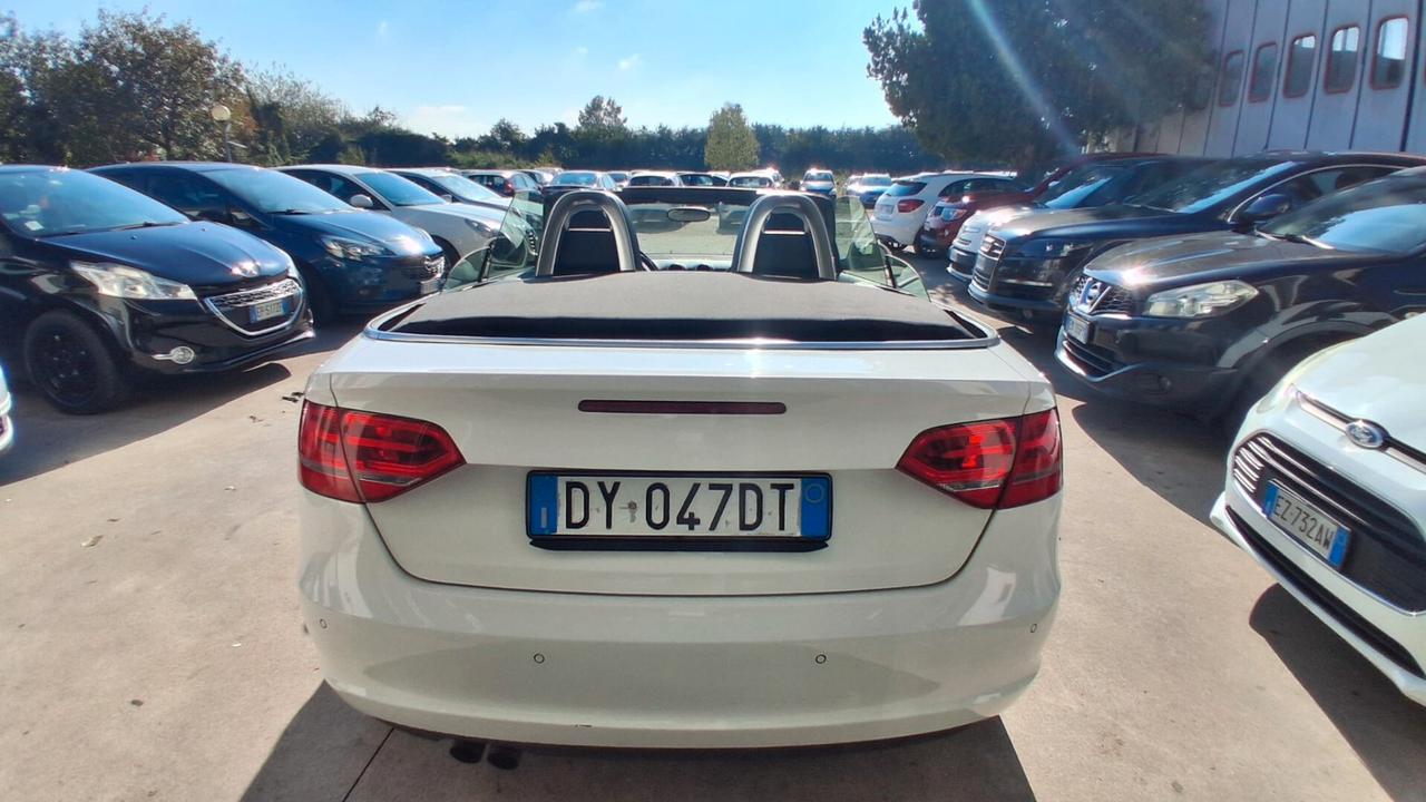 Audi A3 2.0 16V TDI Attraction.cabrio.automatica