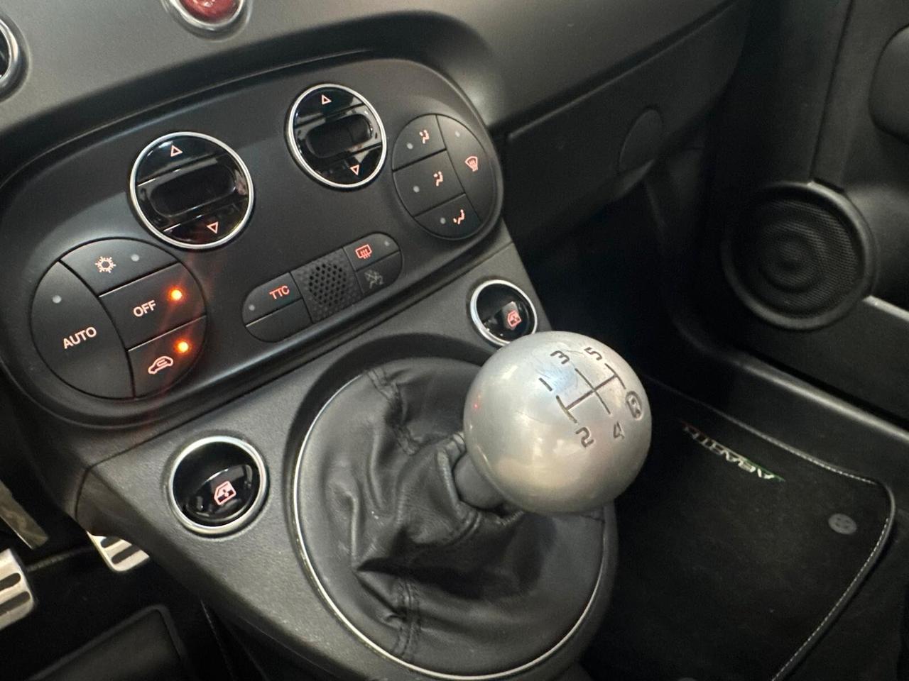 Abarth 595 1.4 Turbo T-Jet 165 CV Turismo