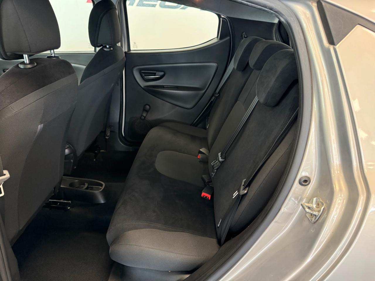 Lancia Ypsilon 1.2 69 CV 5 porte GPL Ecochic Elefantino