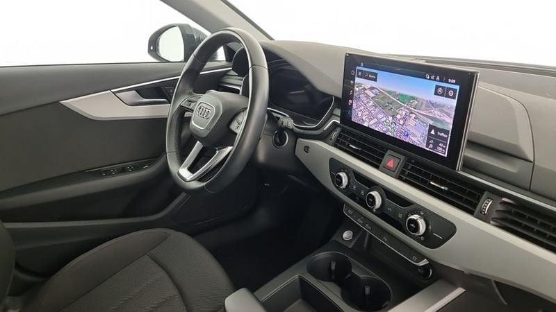 Audi A4 Avant 30 TDI/136 CV S tronic Business