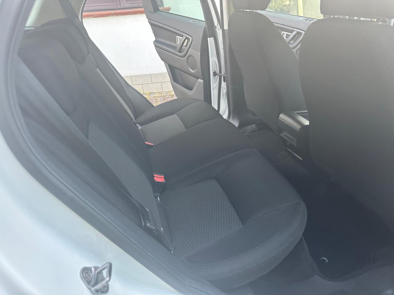Land Rover Discovery Sport 2.0 TD4 150 CV HSE BELLISSIMO INTROVABILE CON SOLO 98.000 KM.