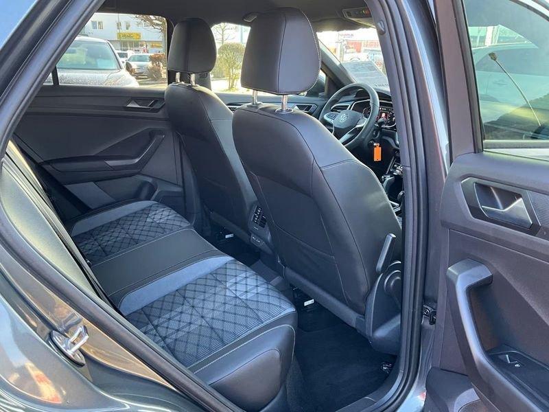 Volkswagen T-Roc 1.5 TSI ACT R-Line DSG Navi Camera 17"