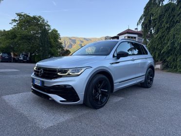 Volkswagen Tiguan 2.0 TDI 150 CV SCR DSG R-Line