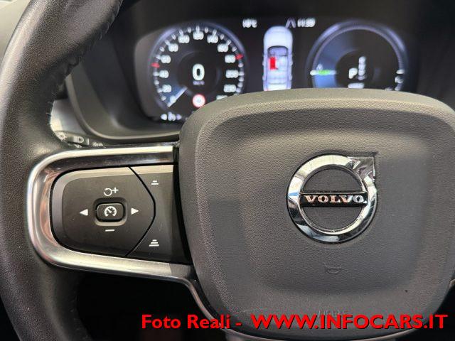 VOLVO XC40 T5 Recharge Plug-in Hybrid Inscription Exp. PROMO