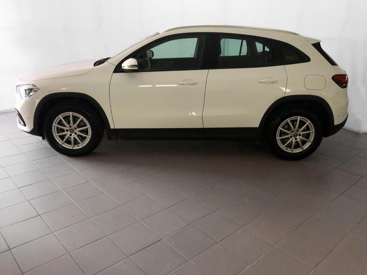 Mercedes-benz GLA 180 GLA 180 d Automatic Business Extra