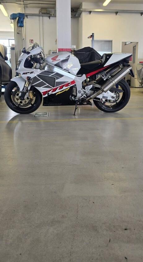 Honda VTR 1000 SP-2 ""SOLO 4.700KM""
