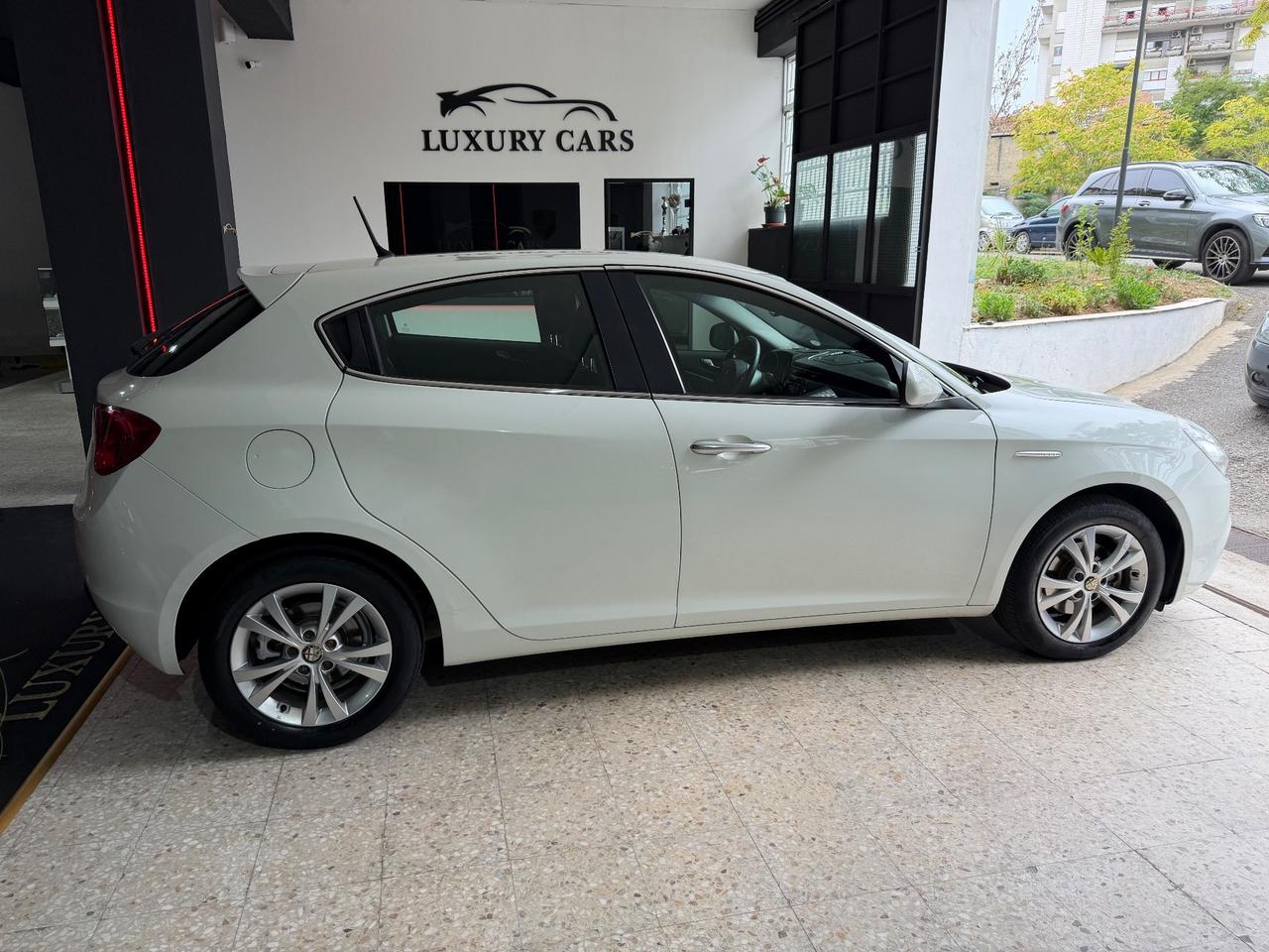 Alfa Romeo Giulietta 1.6 JTDm-2 105 CV
