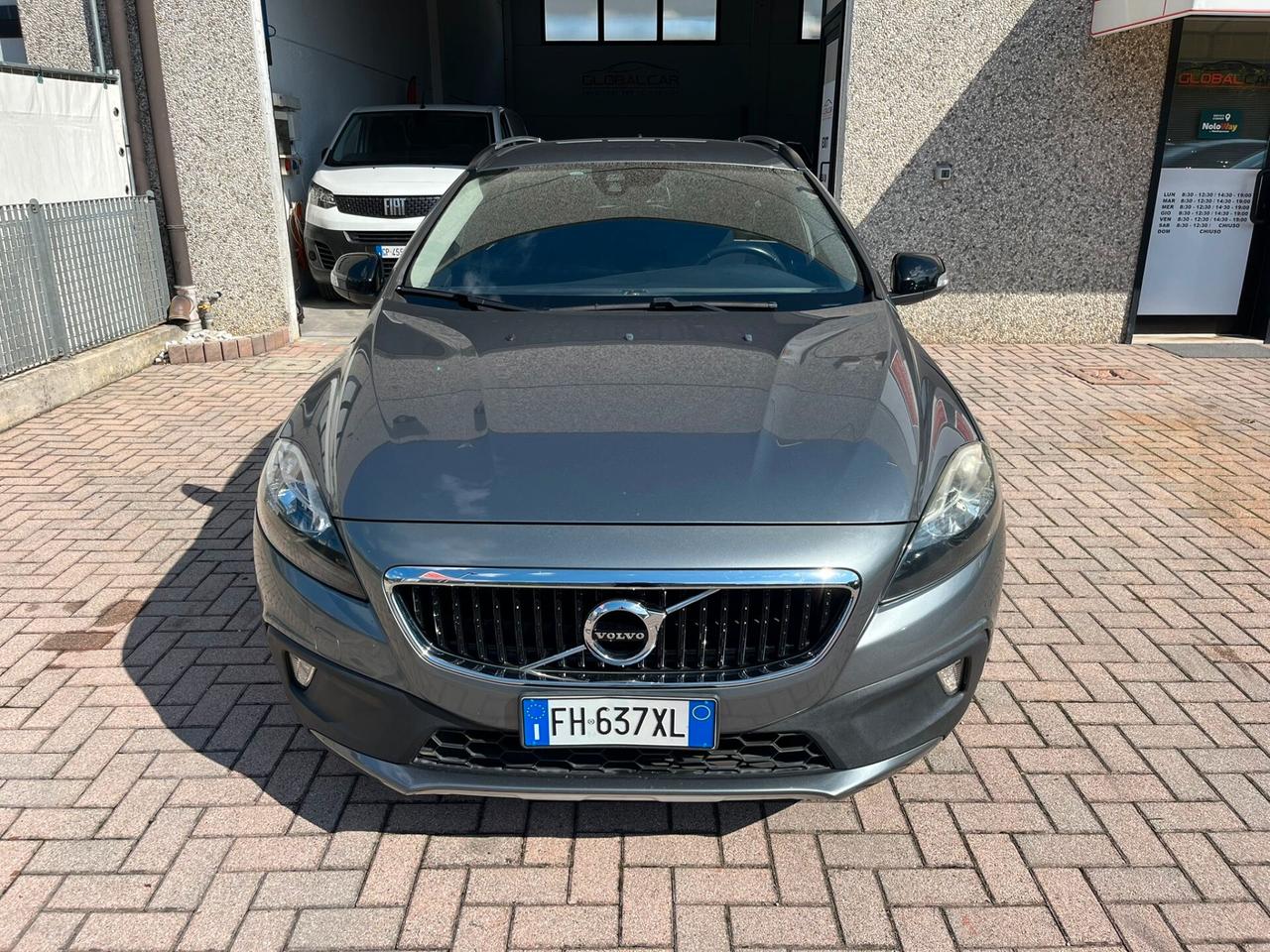 Volvo V40 Cross Country D2 Geartronic GANCIO DI TRAINO