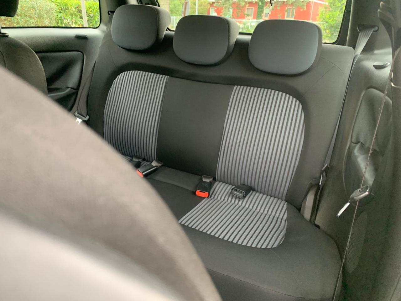Lancia Ypsilon 1.2 modamilano restailing