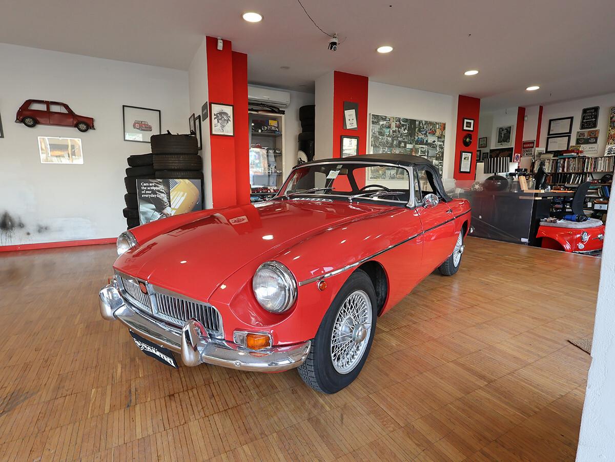 Mg MGB B ASI con CRS 1963
