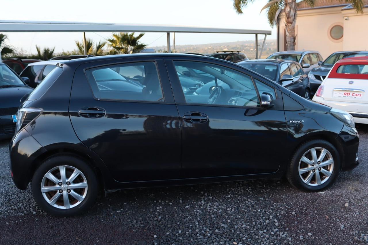 Toyota Yaris 1.5 Hybrid 5 porte Lounge