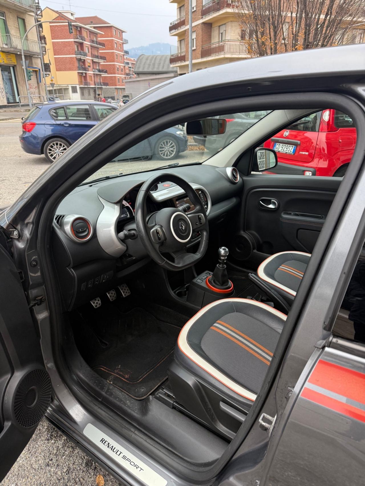 Renault Twingo TCe 110 CV EDC GT