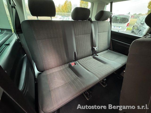 VOLKSWAGEN Caravelle 2.0 TDI 150CV DSG PC Comfortline"9 POSTI"FULL LED"