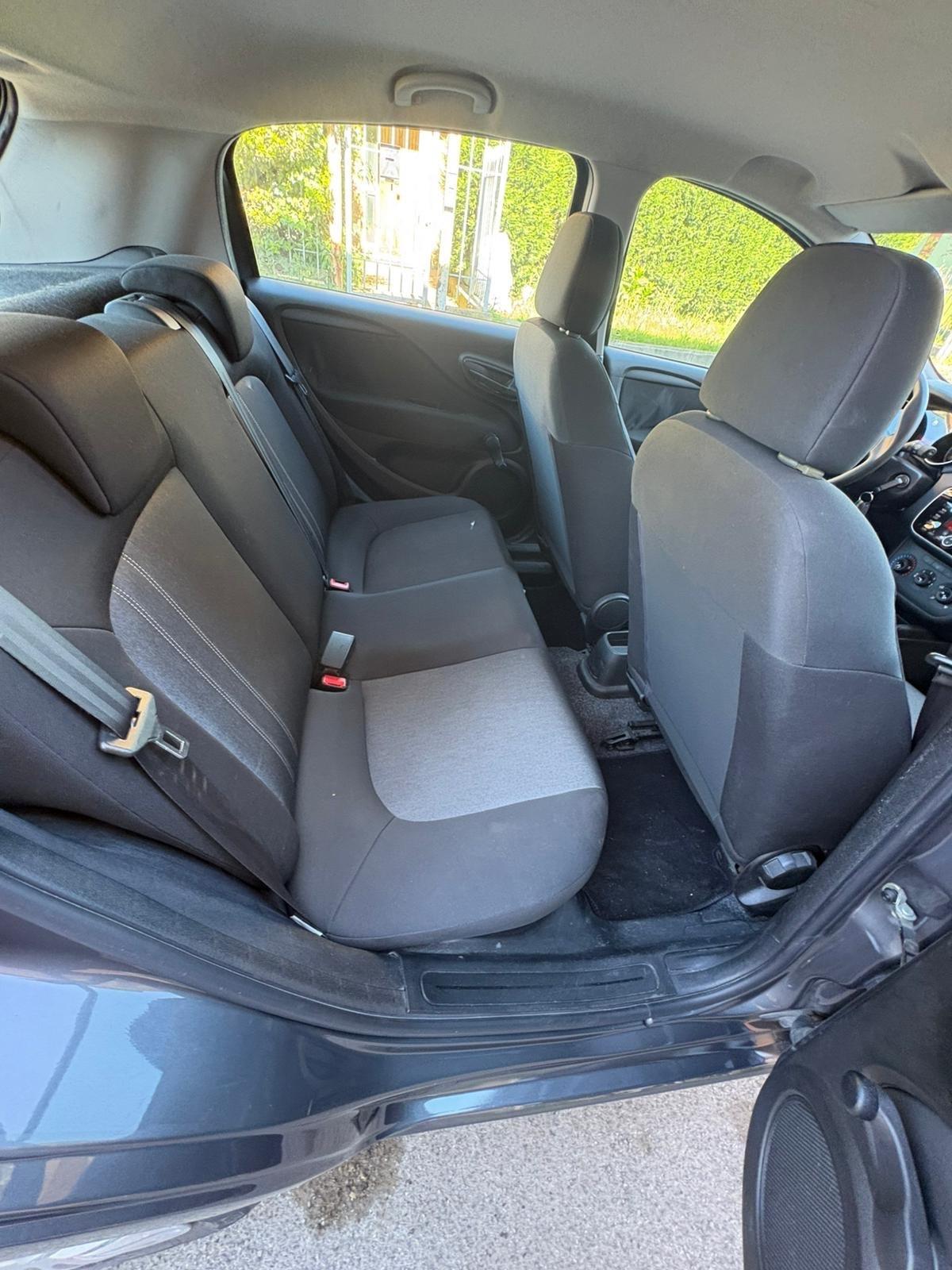 Fiat Punto 1.4 8V 5 porte Natural Power Lounge