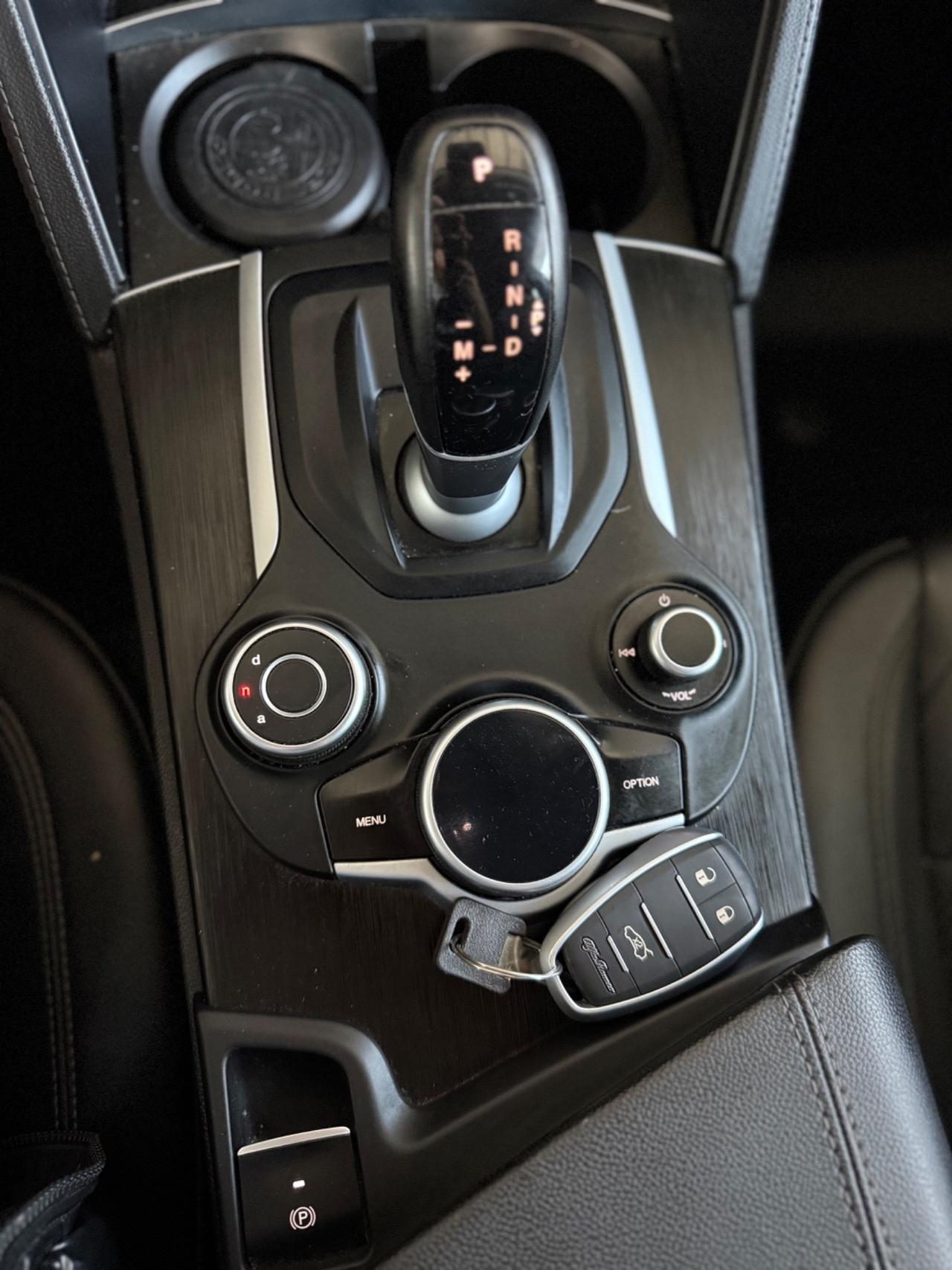 Alfa Romeo Stelvio 2.2 Turbodiesel 210 CV AT8 Q4 Ti