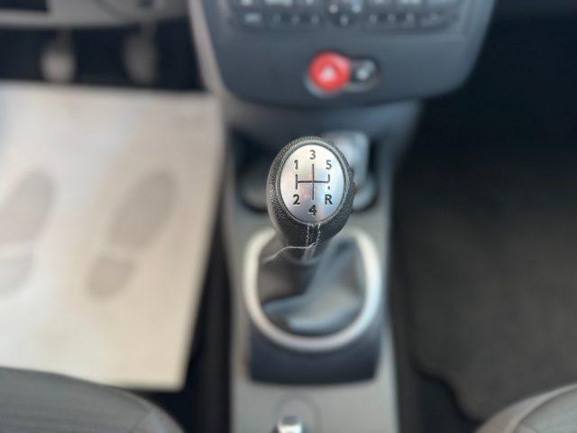 RENAULT Clio 1.2 16V TCE 100CV 5 porte Dynamique