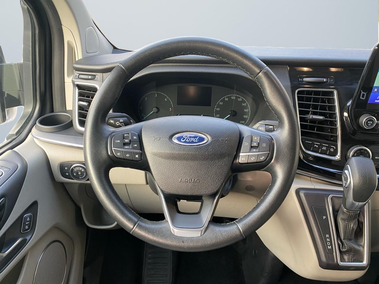 FORD Tourneo Custom 320 2018 - tourneo custom 320 2.0 tdci 185cv Titanium L2H1 auto E6.2