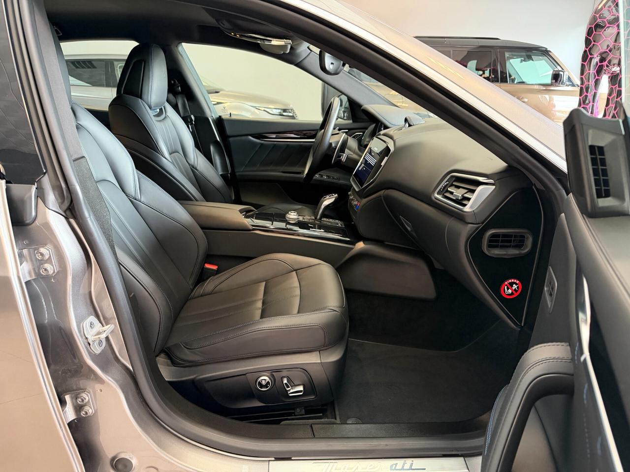 Maserati Ghibli L4 330 CV MHEV Gransport