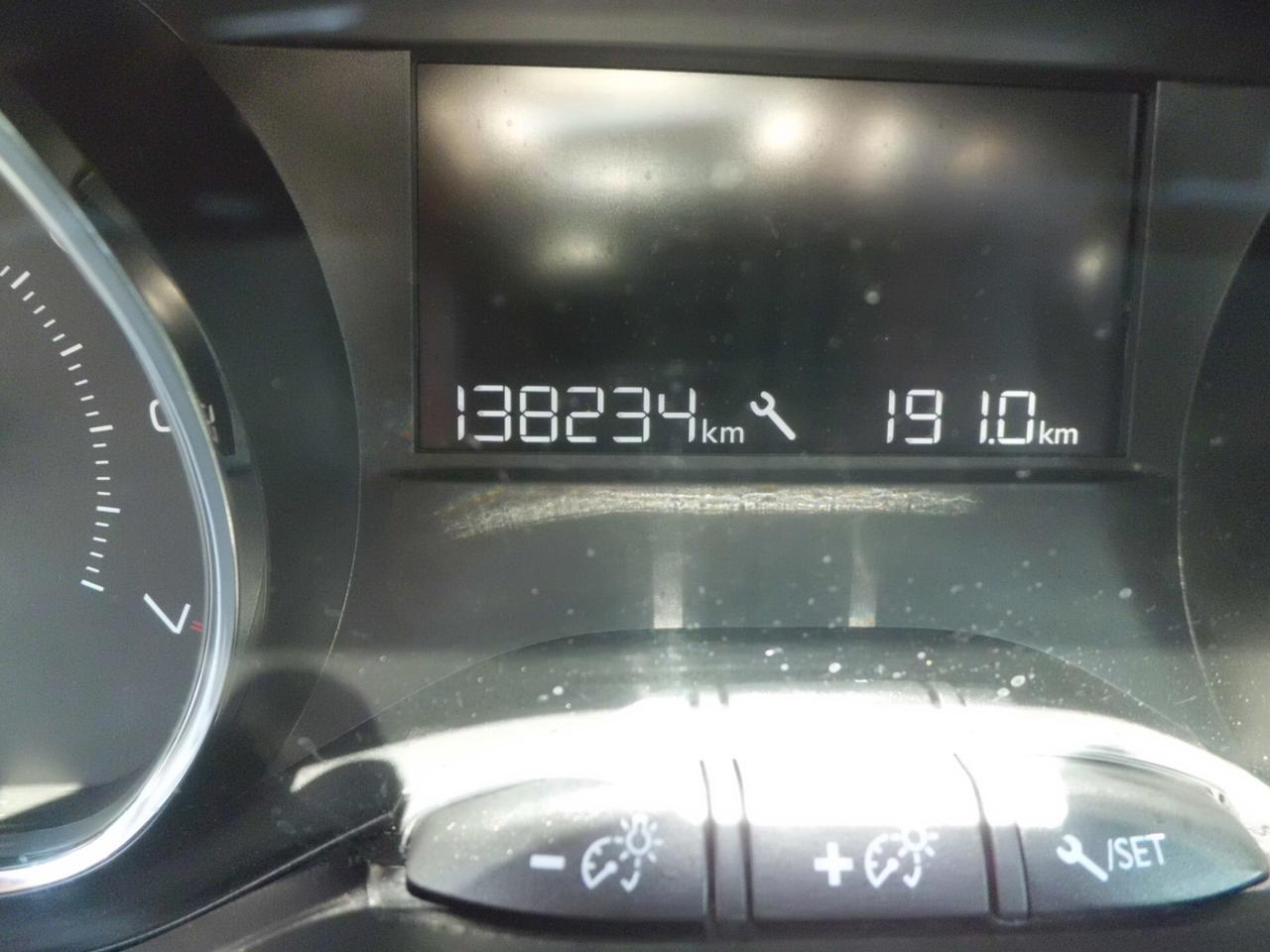 Peugeot 208 1.2 VTi 82 CV 5 porte Allure