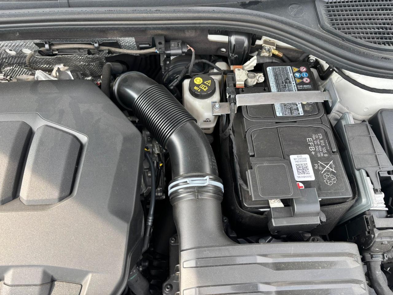 Volkswagen Golf VIII 2.0 TSI GTI – benzina,