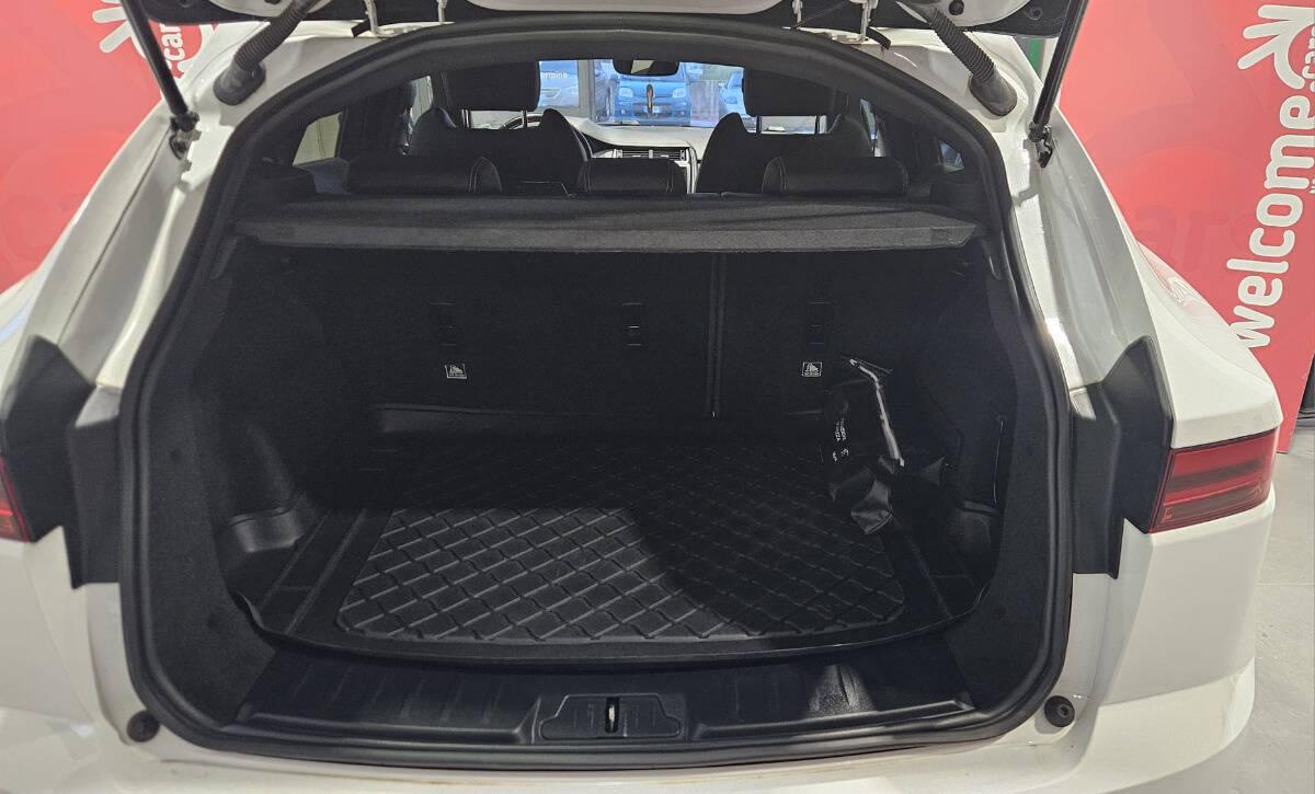 Jaguar E-Pace 2.0d i4 R-Dynamic awd 150cv auto my19