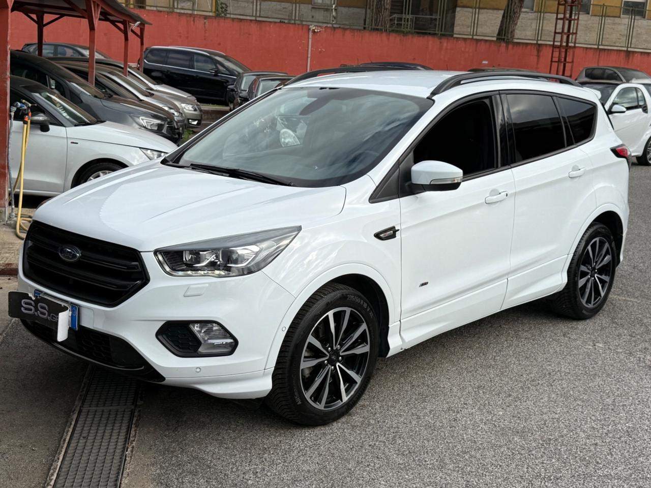 Kuga 2.0 150 CV-4x4-ST-Line-unipro-rate-garanzia