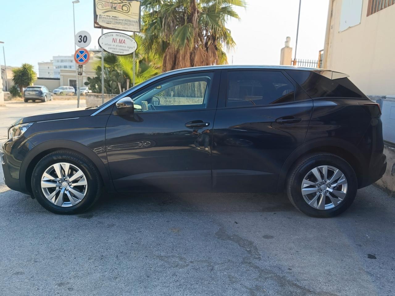 Peugeot 3008 BlueHDi 120 S&S Business