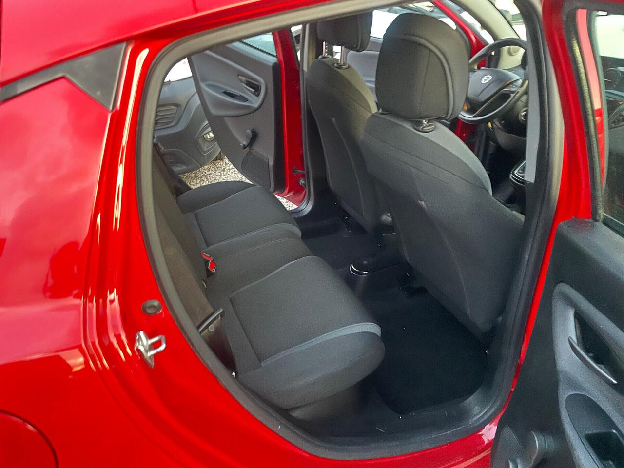 Lancia Ypsilon 1.3 MJT DIESEL