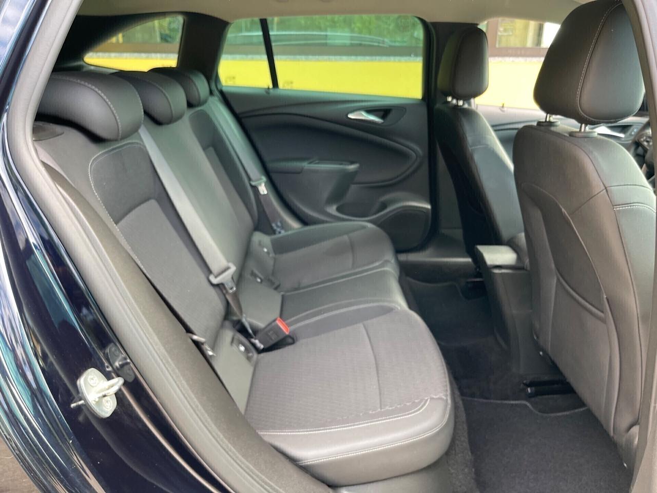 Opel Astra 1.6 CDTi 81kw Sports Tourer Innovation