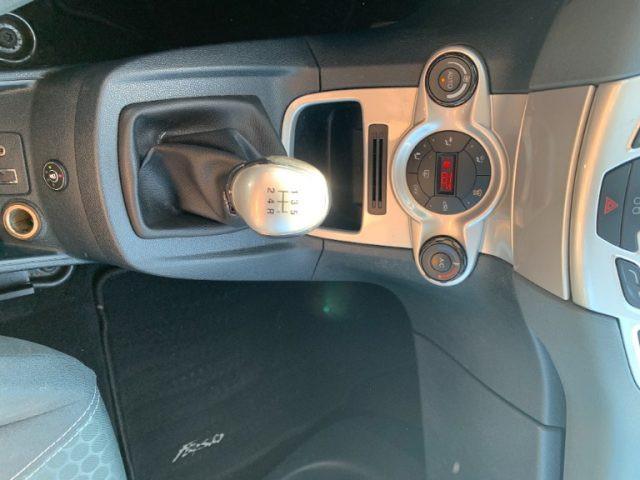 FORD Fiesta 1.4 3 porte Bz.- GPL Titanium