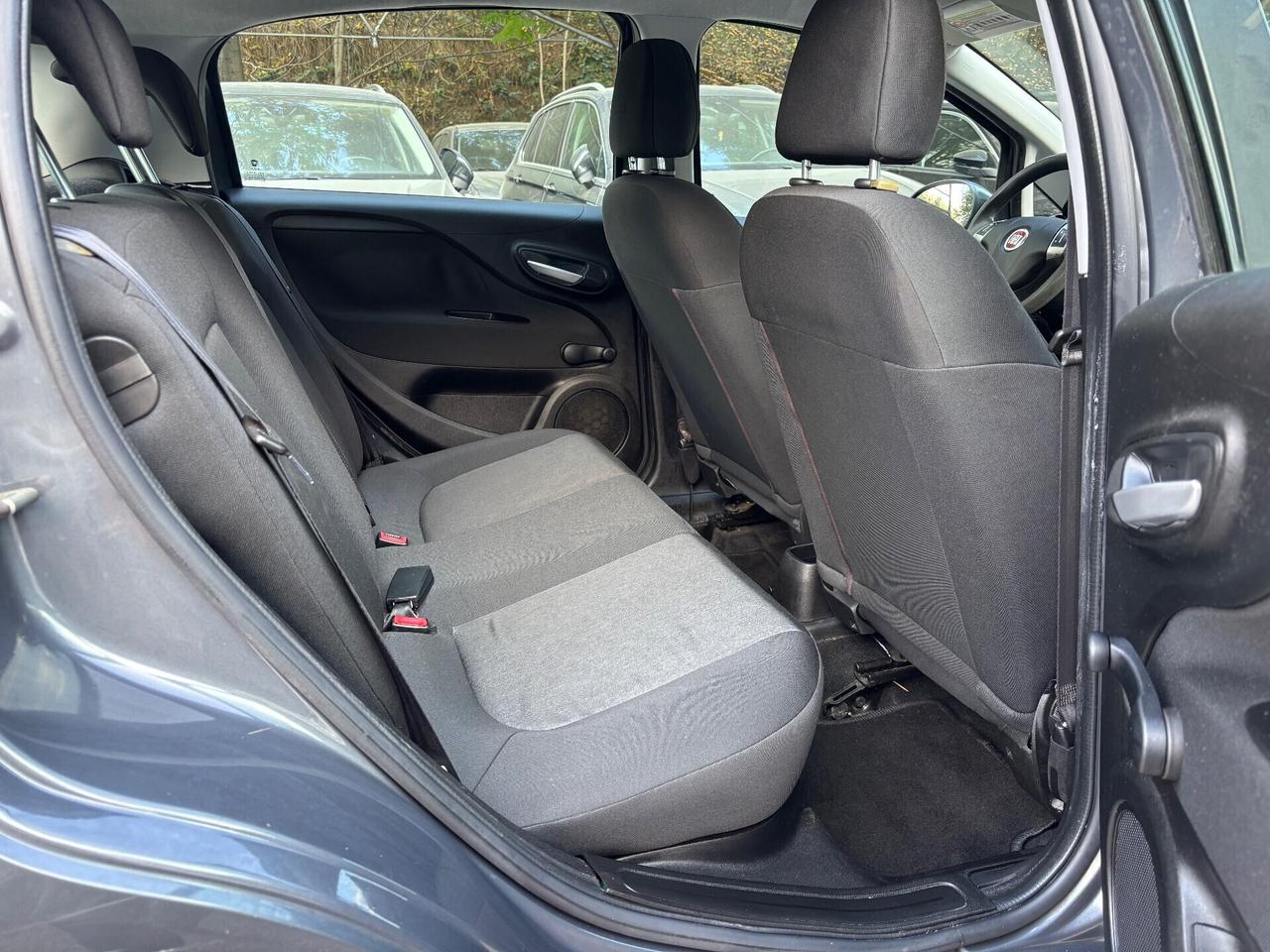 Fiat Punto 1.2 8V 5 porte Lounge OK Neopatentati