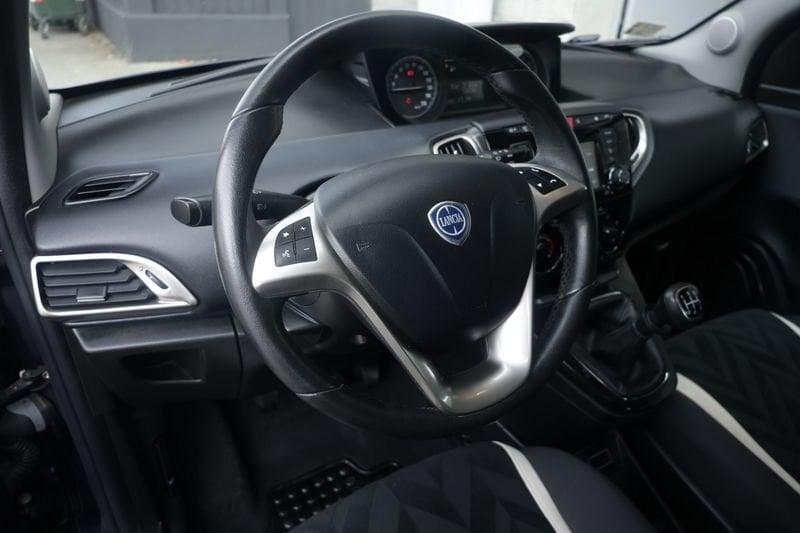 Lancia Ypsilon Lancia Ypsilon 1.2 69 CV 5 porte Platinum Unicoproprietario