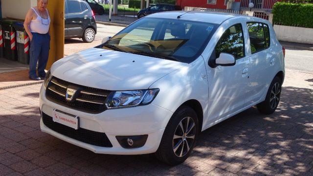 DACIA Sandero 1.2 75CVn cerchi in lega, Neopatentati, Garanzia..