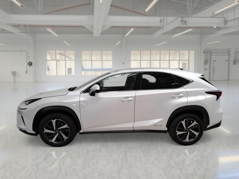 LEXUS NX 300H HYBRID LUXURY 4WD SUV