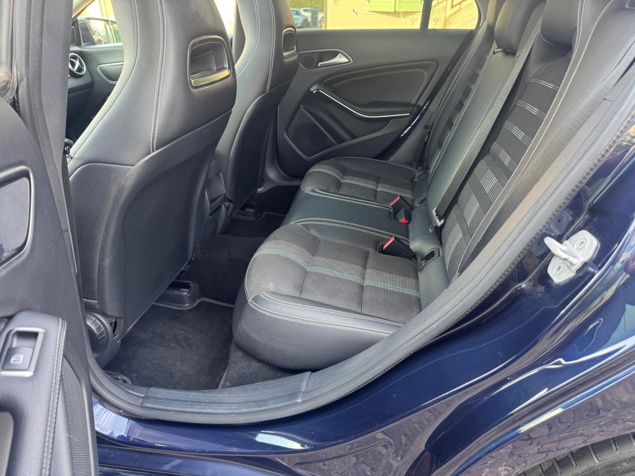 Mercedes-benz CLA 200 4 Matic Sport