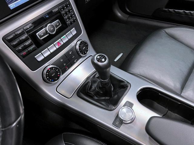 MERCEDES-BENZ SLK 200 CGI Sport