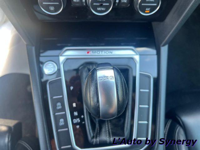 VOLKSWAGEN Passat Variant 2.0 TDI SCR 190 CV DSG Executive BMT Rline