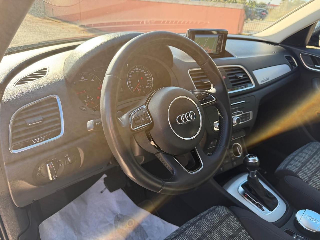 Audi Q3 2.0 TDI 150 CV quattro S tronic Sport