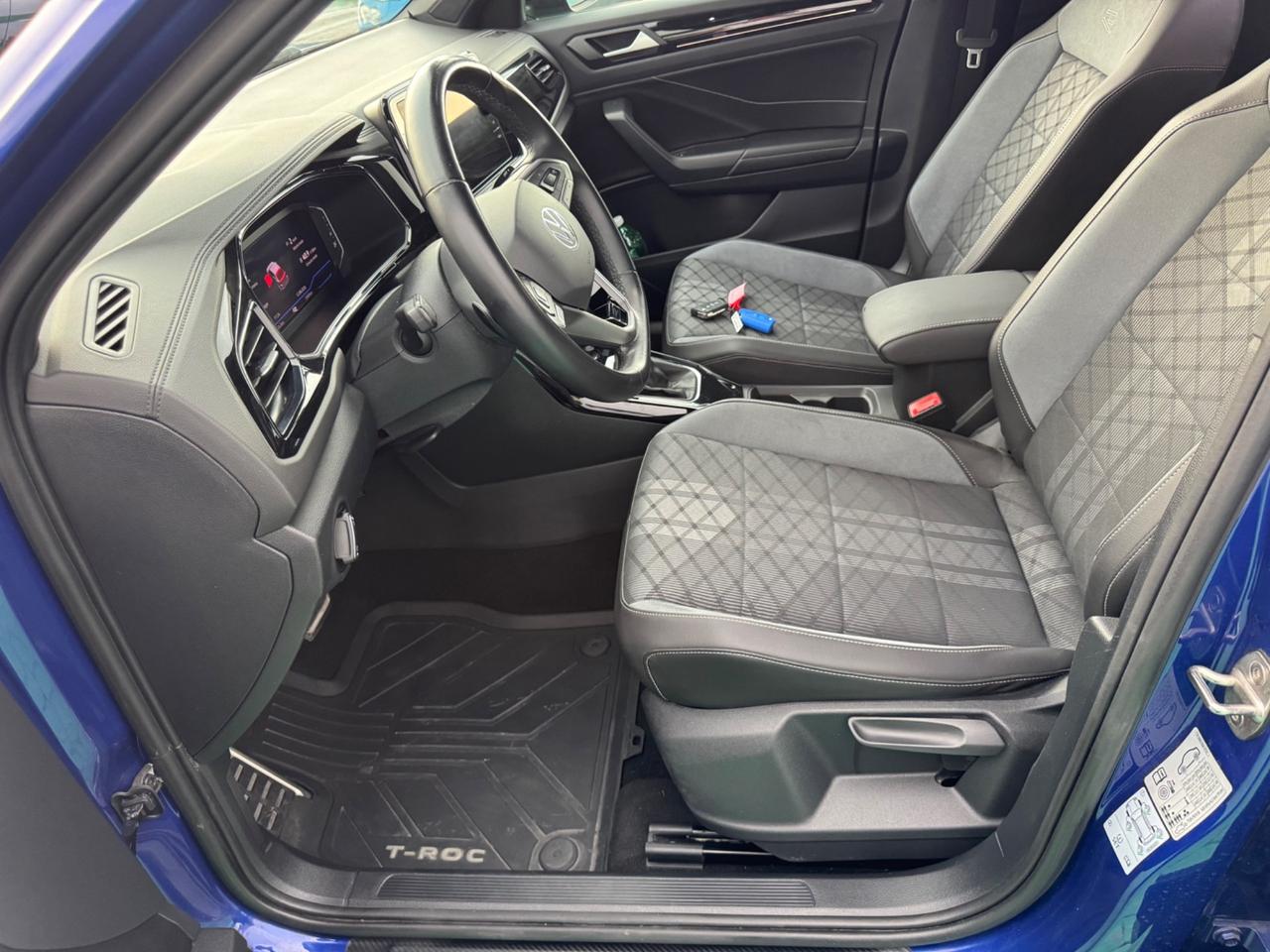 Volkswagen T-Roc 1.5 TSI ACT DSG R-Line