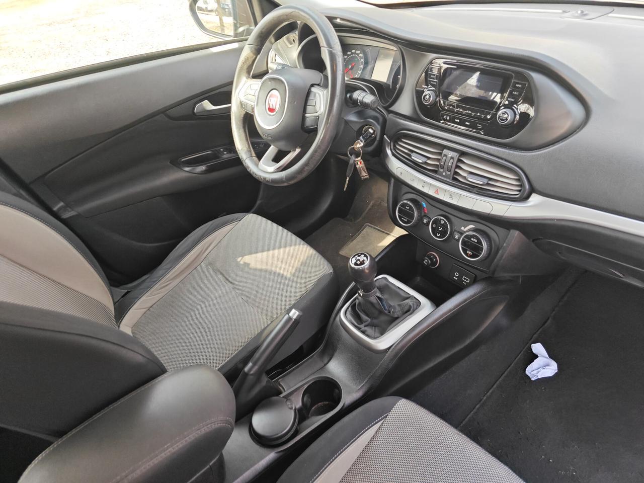 Fiat Tipo 1.3 Mjt S&S 5 porte Easy