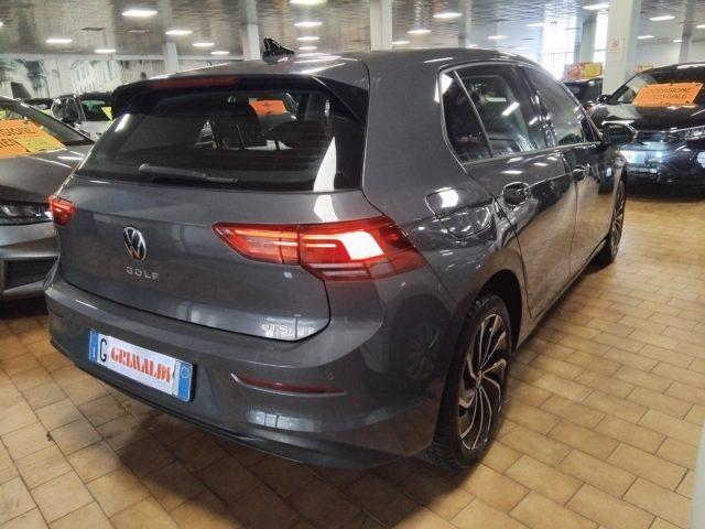 VOLKSWAGEN Golf 1.0 eTSI EVO Life DSG 17" MHEV