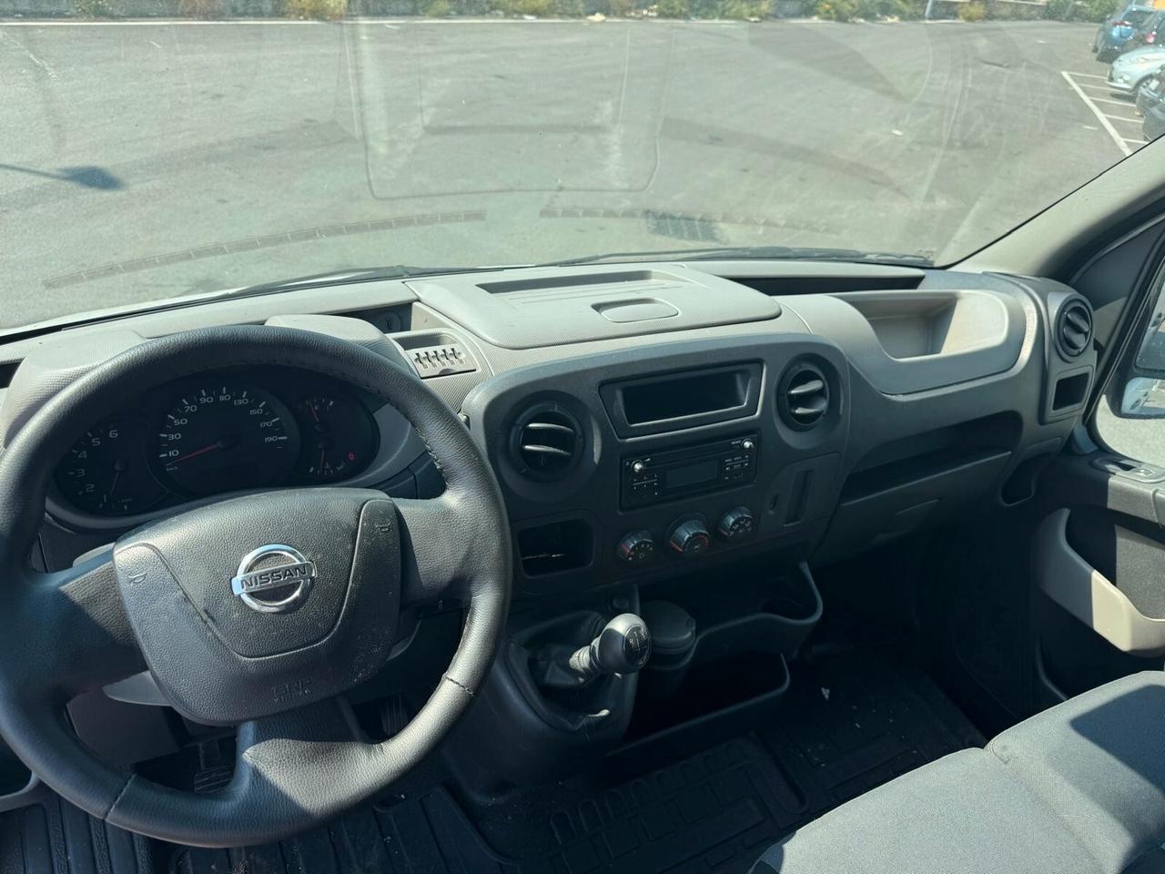Nissan NV400 35 2.3 dCi Furgone