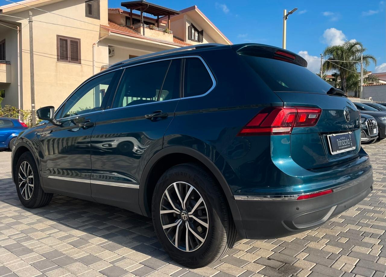 Volkswagen Tiguan Life 2.0 TDI 150CV DSG