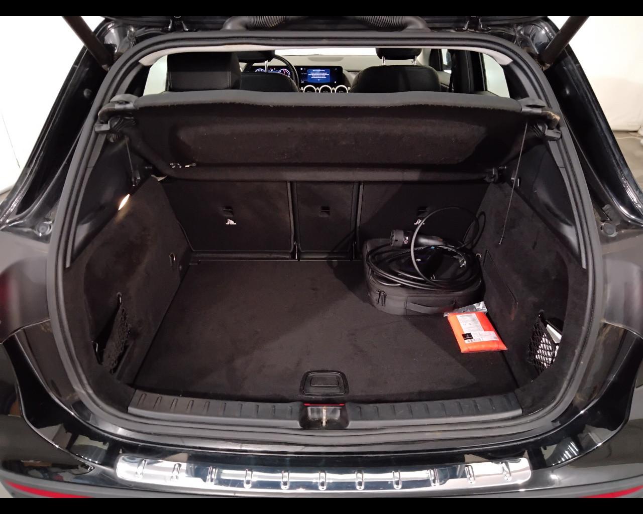 Mercedes-Benz GLA-H247 2023 - GLA 250 e phev Progressive Advanced auto