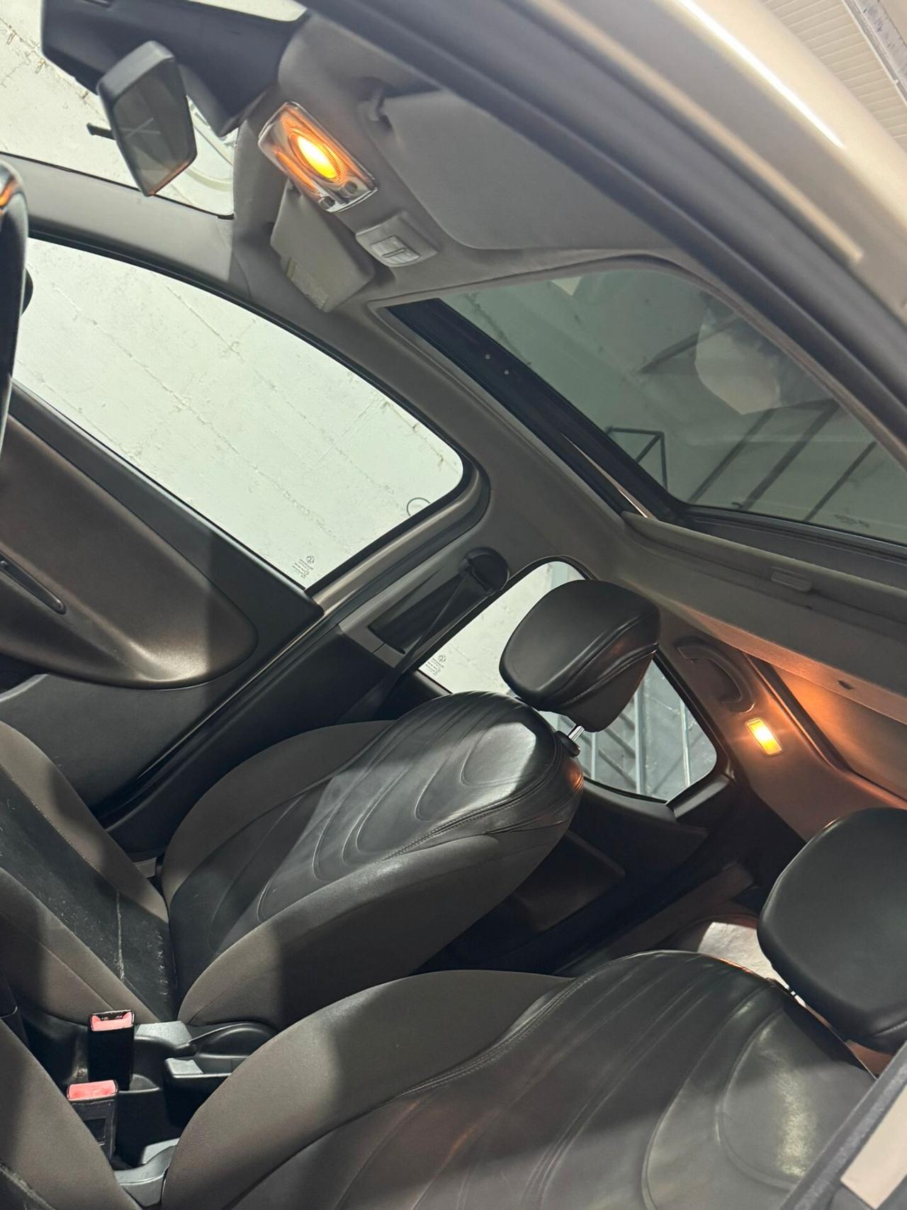 Lancia Ypsilon 1.3 MJT 16V 95 CV 5 porte S&S Gold