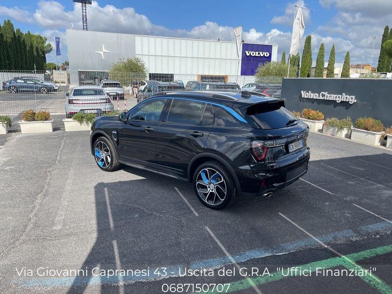 Lynk & Co 01 01 PHEV