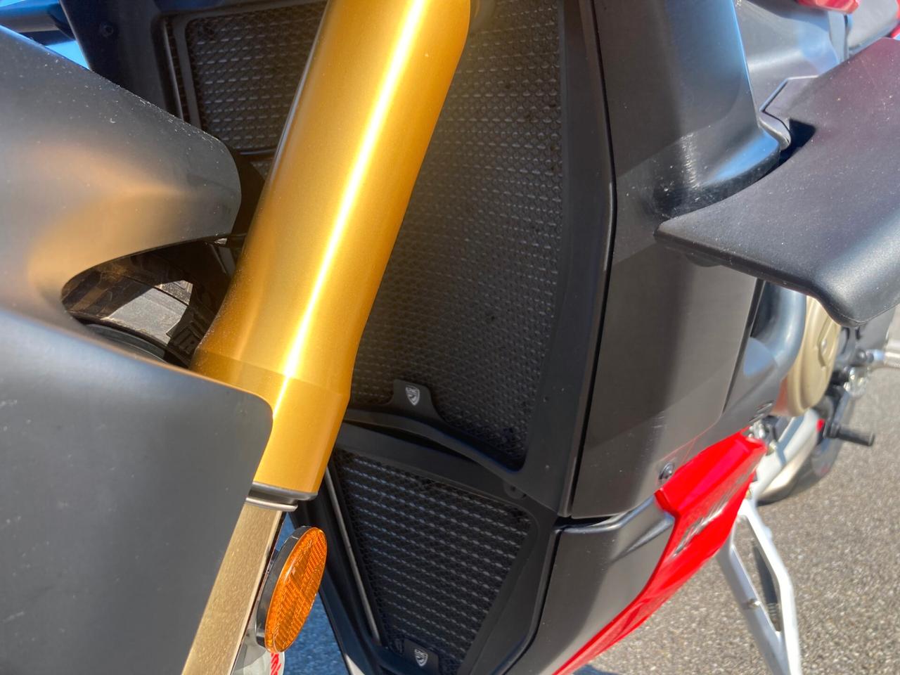 Ducati Streetfighter V4 V4S 23/24