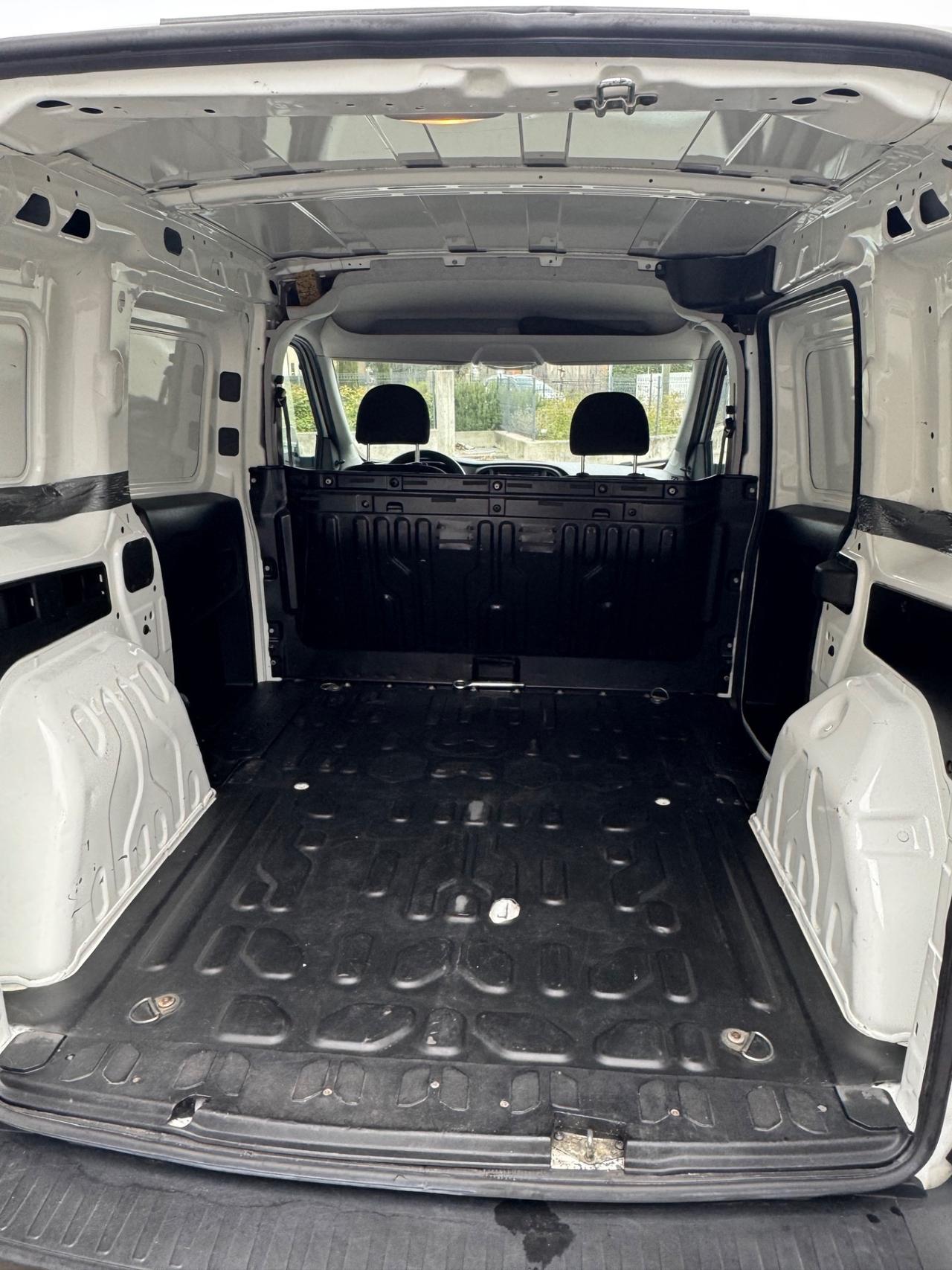 Fiat Doblo Doblò 1.6 MJT MTA PL-TN Cargo Maxi Lamierato E5+