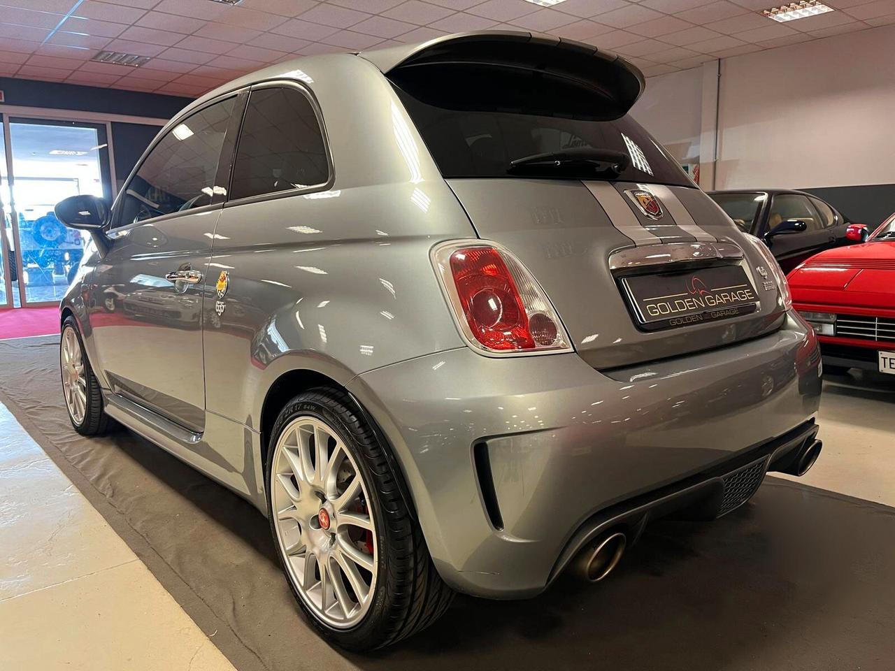 Abarth 500 695 Tributo Ferrari